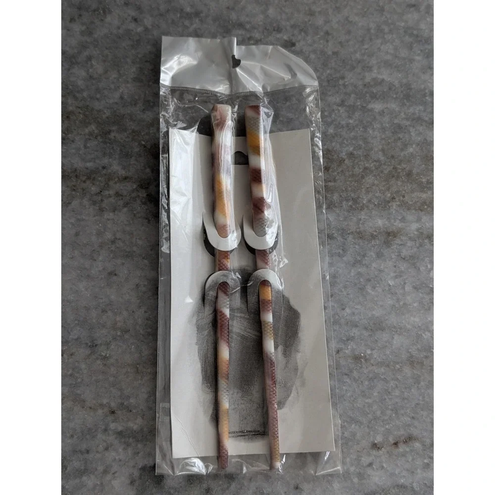 2 PCS Vintage Grovee Grip Hair Pin, Orange, Brown & White